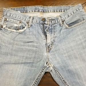 Levi's mens jeans 31x30 Distressed with rip in cro